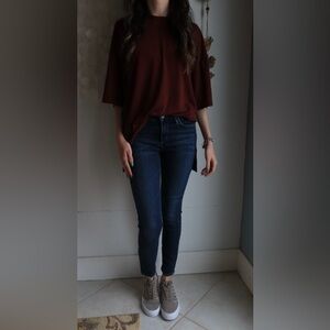 A Gold E Straight Leg Skinny Jeans. Size 24. Excellent condition.